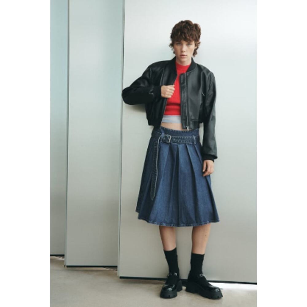 Zara Pleated Belted Dark Denim TRF Midi Skirt  Size Medium